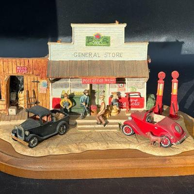 Signed Lowell Davis General Store Limited Edition 105 Of 300 Vtg Americana w/ Wood Base
