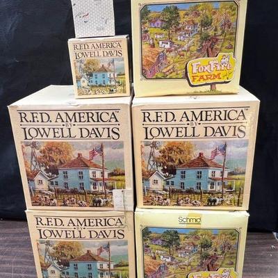 Lowell Davis
