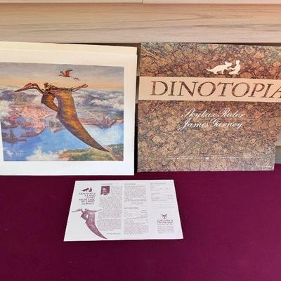 James Gurney Skybax Rider 1934/3500 And Book
Dinotopia - Greenwich Workshop INC 1992