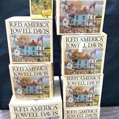 (8) Lowell Davis Figurines in Boxes
