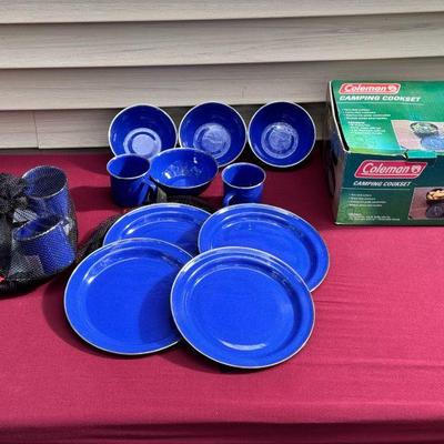 Coleman Camping Cookset With (2) Metal Dinner Sets
