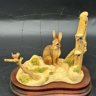 Lowell Davis Schmid 1988 Figurine Rabbit “Peter and The Wren” 1635/2500 Exc
