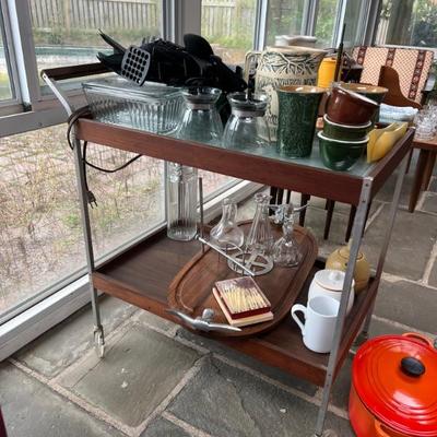 Warming table
