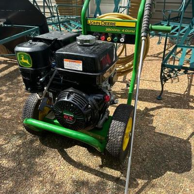 John Deere Pressure Washer