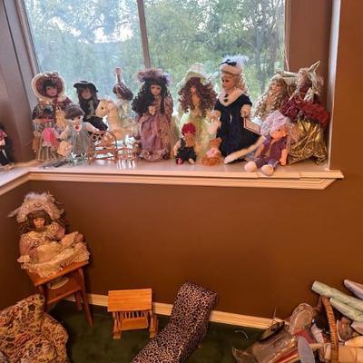 Porcelain Dolls/ Doll Furniture/ Doll Clothes 