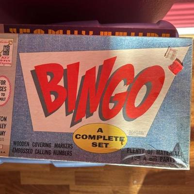 Vintage Games/Puzzles/Books 