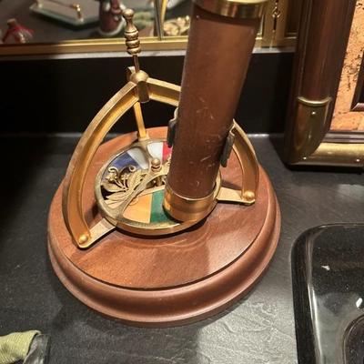 VTG GATCO Wind-Up Wood-Brass Moving Kaleidoscope Wheel & Music Stand *Working