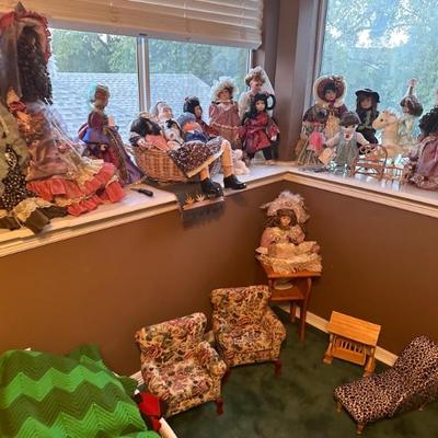 Porcelain Dolls/ Doll Furniture/ Doll Clothes 