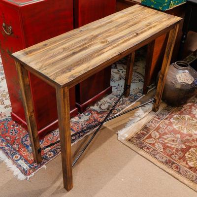 Come into our showroom October 18-20, 10am-5pm to purchase this item.