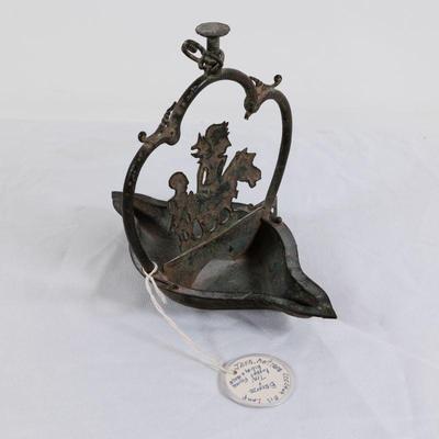 Come into our showroom October 18-20, 10am-5pm to purchase this item.