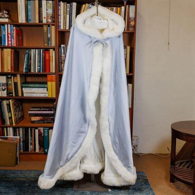 Come into our showroom October 18-20, 10am-5pm to purchase this item.