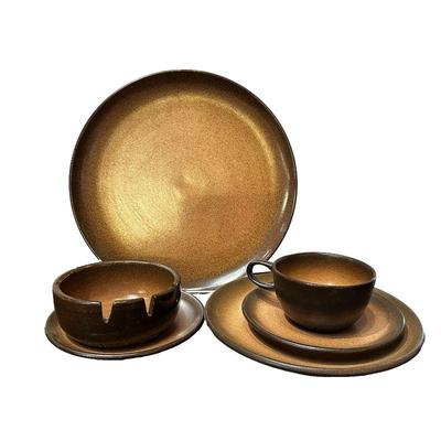Come into our showroom October 18-20, 10am-5pm to purchase this item.