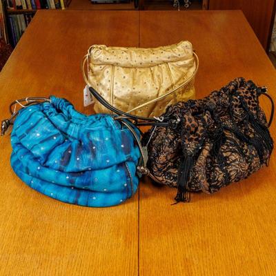 Come into our showroom October 18-20, 10am-5pm to purchase this item.