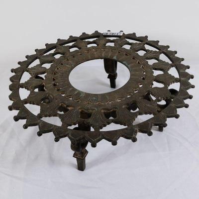 Come into our showroom October 18-20, 10am-5pm to purchase this item.