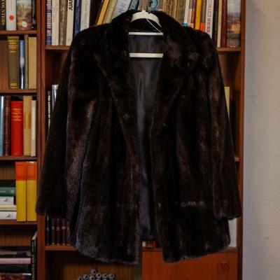 Come into our showroom October 18-20, 10am-5pm to purchase this item.