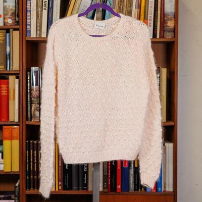 Come into our showroom October 18-20, 10am-5pm to purchase this item.