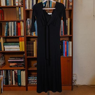 Come into our showroom October 18-20, 10am-5pm to purchase this item.