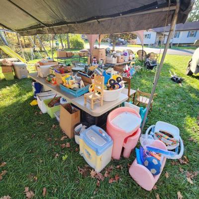 Estate sale photo