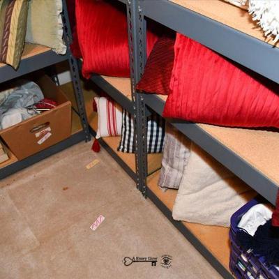 1385 17 storage room