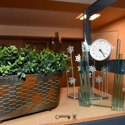 1390 17 storage room