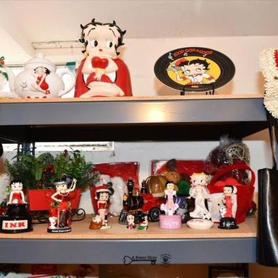 1443 18 storage closet