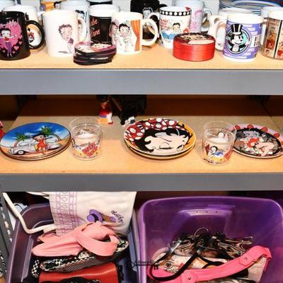 1439 18 storage closet