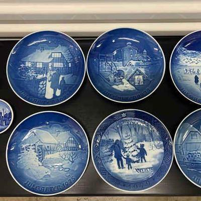 FTH339- Vintage Royal Copenhagen Decorative Plates