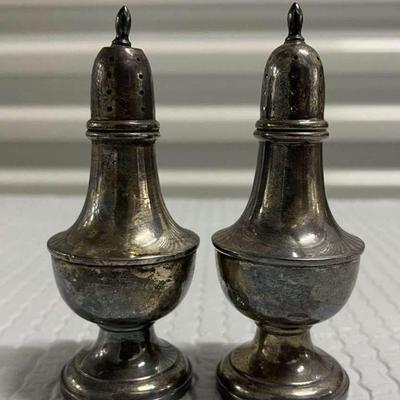 FTH193- Vintage Pair Of Weighted Sterling Silver Salt & Pepper Shakers