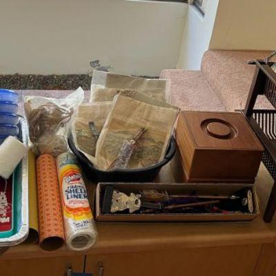 FTH504 Mystery Lot Of Household Goods 