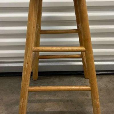 FTH342- Wooden Bar Stool