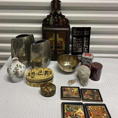 FTH199- Assorted Home Decor