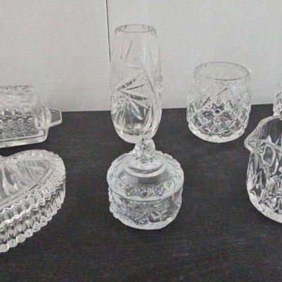 FTH334-Captivating Collection Of Crystal Containers