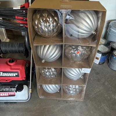 Lots of Christmas items