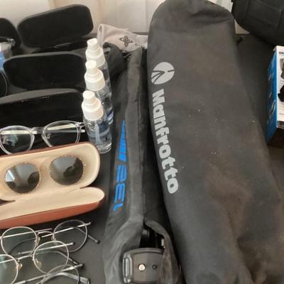 Oakley, Brooks Brothers frames