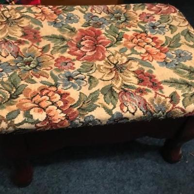 footstool $20