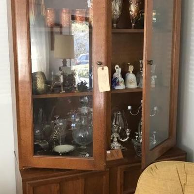 mid-century china cabinet $245
40 X 16 X 75"