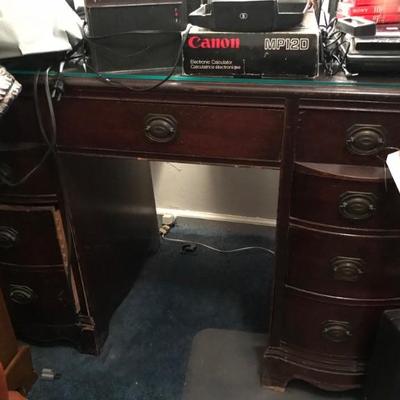 desk $40
42 X 21 X 30"