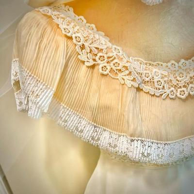 Vintage wedding dress and hat with veil