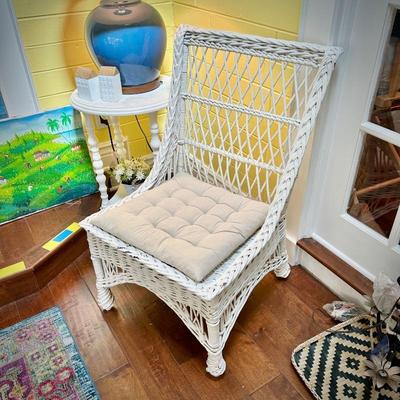 VIntage white wicker chair