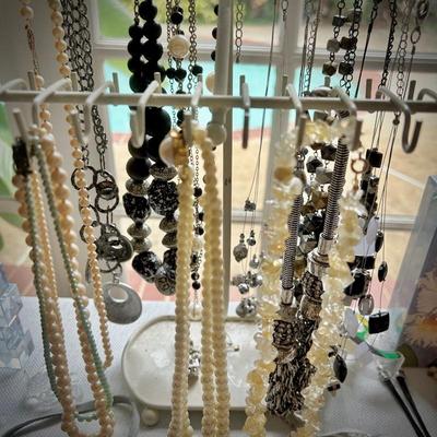 Jewelry, including gold and silver