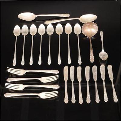 Sterling Silver Rogers "Bridal Veil" Flatware Assortment (Total of 23 Pieces)