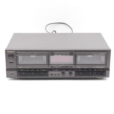 Technics Stereo Double Cassette Deck RS-TR555