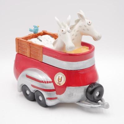 Paris & BeeBee Horse and Trailer Cookie Jar