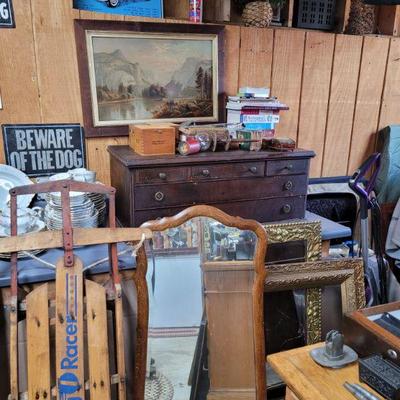 Estate sale photo