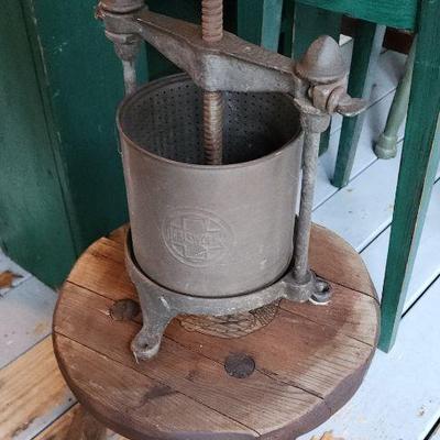 Estate sale photo