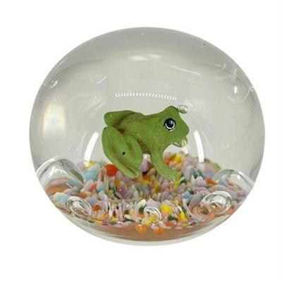 Joe St Clair Signed 1978 Sulphide frog paper Weight