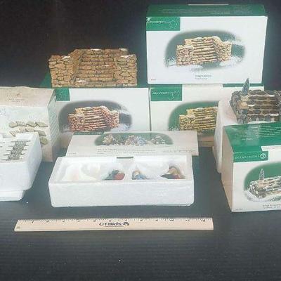 Department 56 3 Stone Staircases, Pathway Stones, Fields tone Stairs, 3 Figures