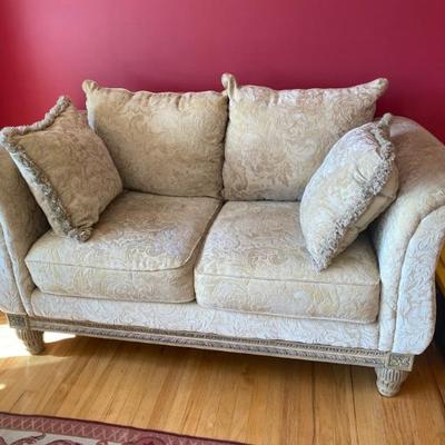 EstateSalesByOlga in Clark, NJ 2024