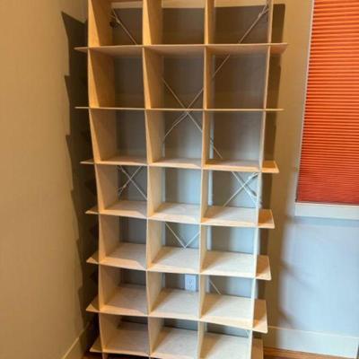 21-Slot Open-Shelving Unit - Versatile Bookshelf	