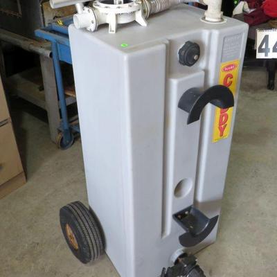 20 gallon portable refueling container with hand pump